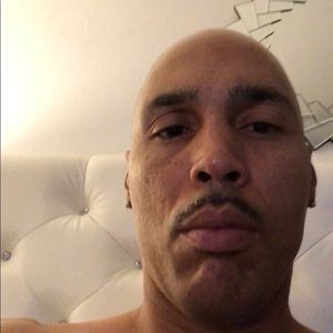 Meet your Posher, Ezell